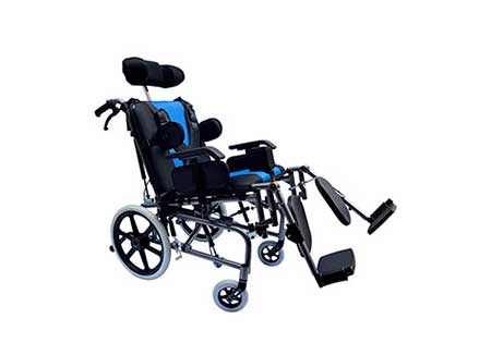 Adjustable armrests and footrests 