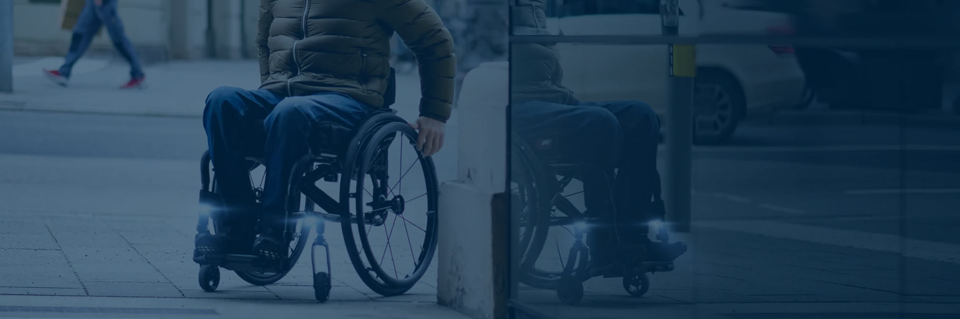 Luces LED brillantes y desmontables.