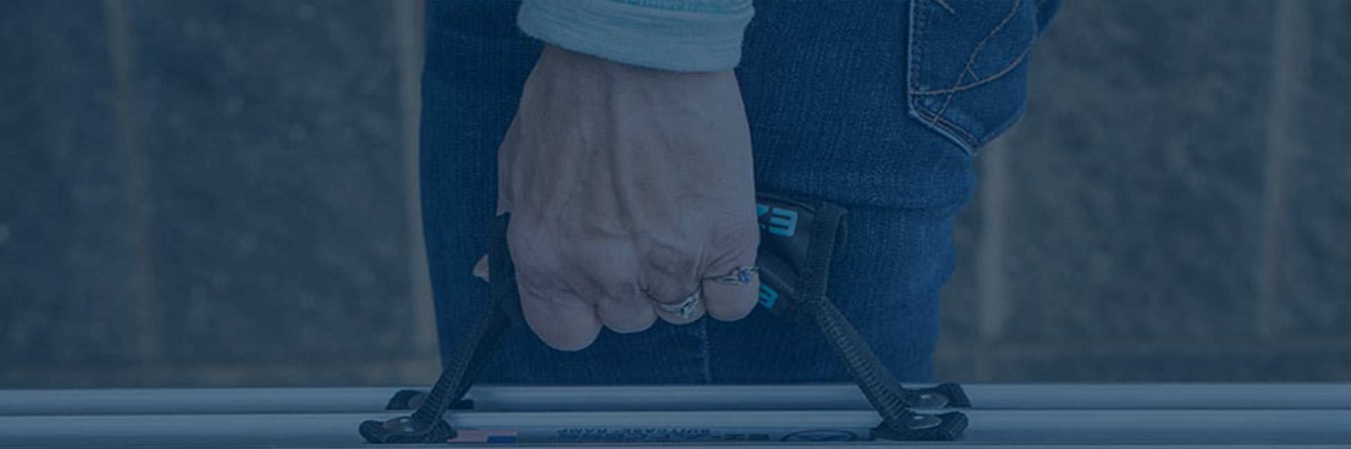 Separação da dobradiça da rampa