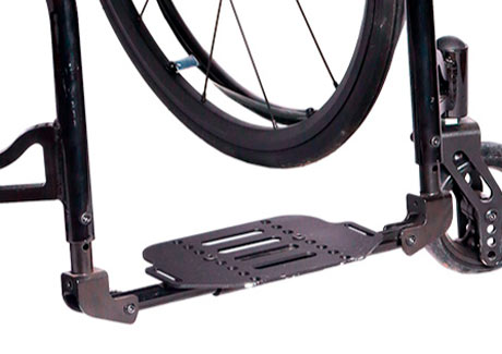 Folding footrest - 2