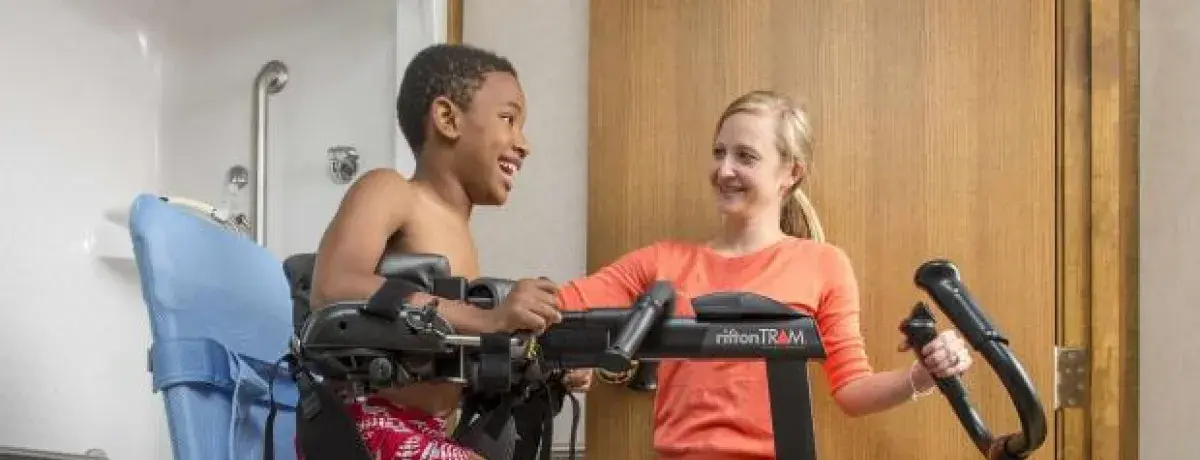 Nova cadeira de banho - Rifton Wave