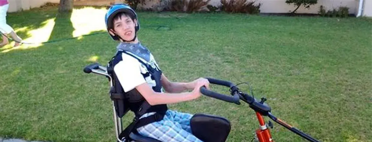 Diversión (y Terapia) que Dura: Cuidado y Mantenimiento del Triciclo Adaptado Rifton