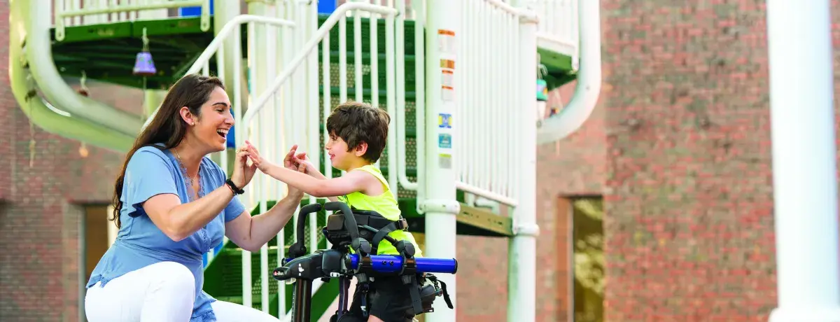 Revelando o mundo dos treinadores de marcha: incentivando a independência