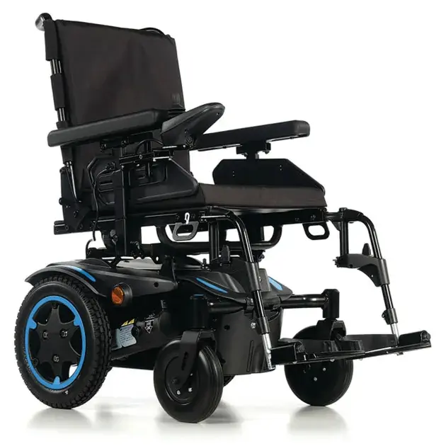 Q100 R Wheelchair
